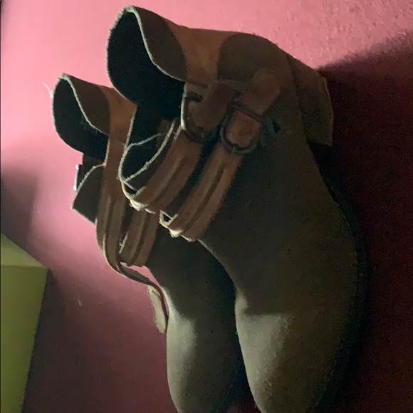 Booties - Picture 2 of 3